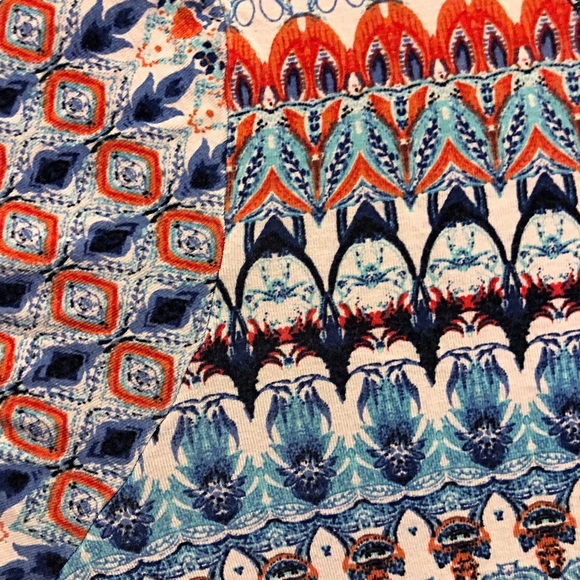 Tunic-High/Low, Super Soft, Short Sleeve, Scoop - Picture 3 of 7